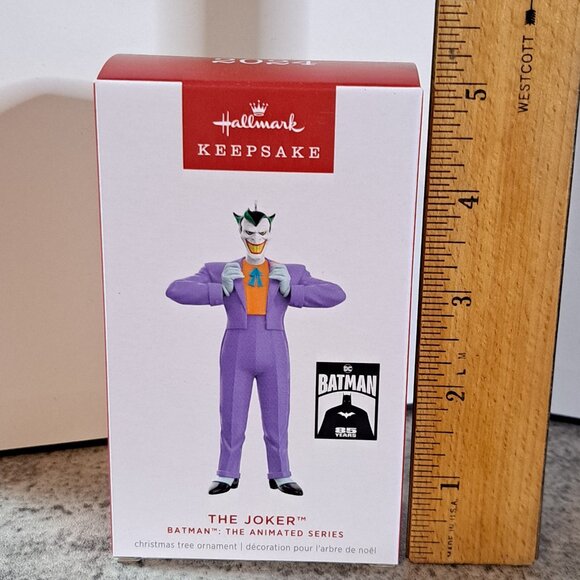 Hallmark Keepsake Ornament- The Joker - Batman : The Animated Series - 2024 - Picture 3 of 10